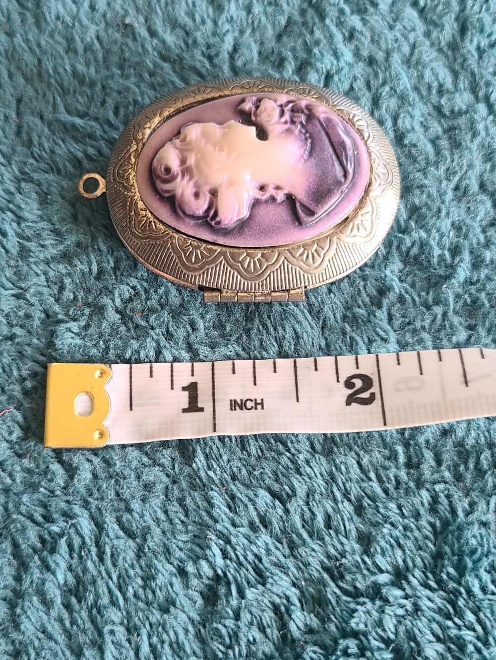 Purple Cameo Oval Locket Necklace - Picture 7 of 7